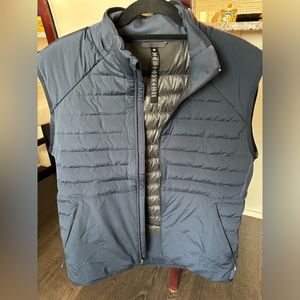 Men’s Large Lululemon Vest Navy Blue